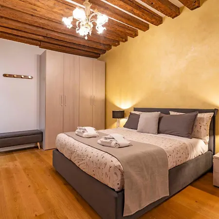 G&s - Housevenice Center Venedig