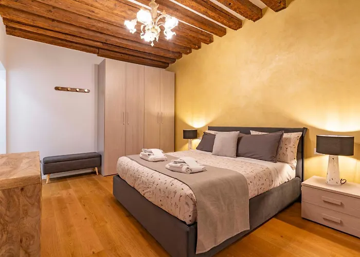G&s - Housevenice Center Venise